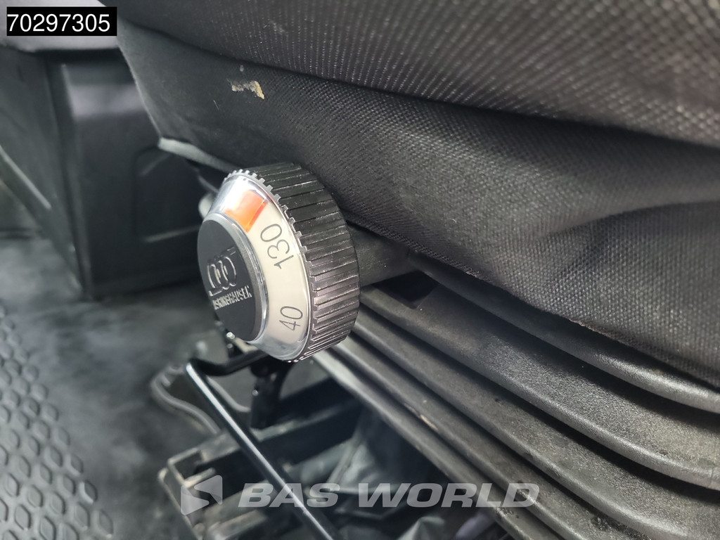 Iveco Daily 35C16 3.0L Laadklep Dubbellucht Bakwagen 160PK Airco Cruise DHollandia Euro6 Meubelbak Koffer Airco Cruise control 18