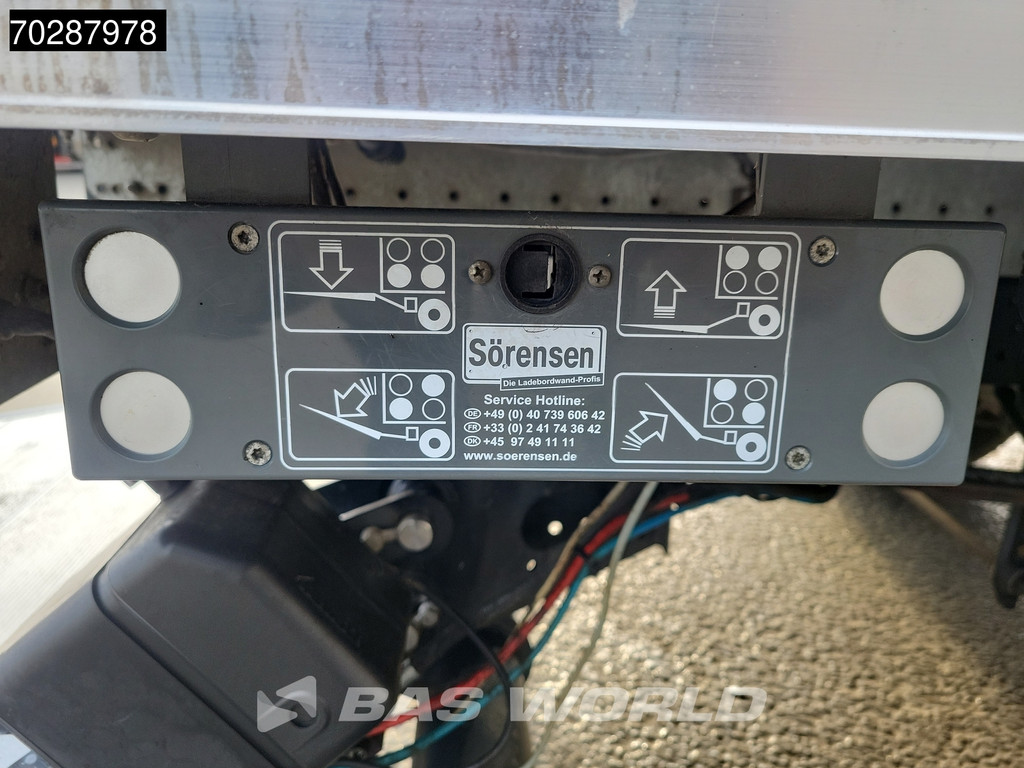 Iveco Daily 35C16 3.0L Laadklep Dubbellucht Bakwagen Airco Cruise Camera Euro6 Meubelbak Koffer 20m3 Airco Cruise control 18