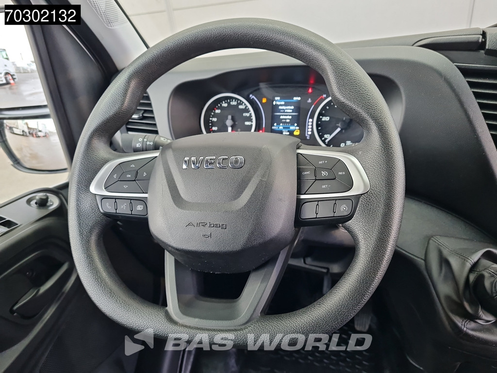 Iveco Daily 35C16 3.0L Laadklep Dubbellucht Bakwagen Airco Cruise DHollandia Euro6 Meubelbak Koffer Airco Cruise control 17