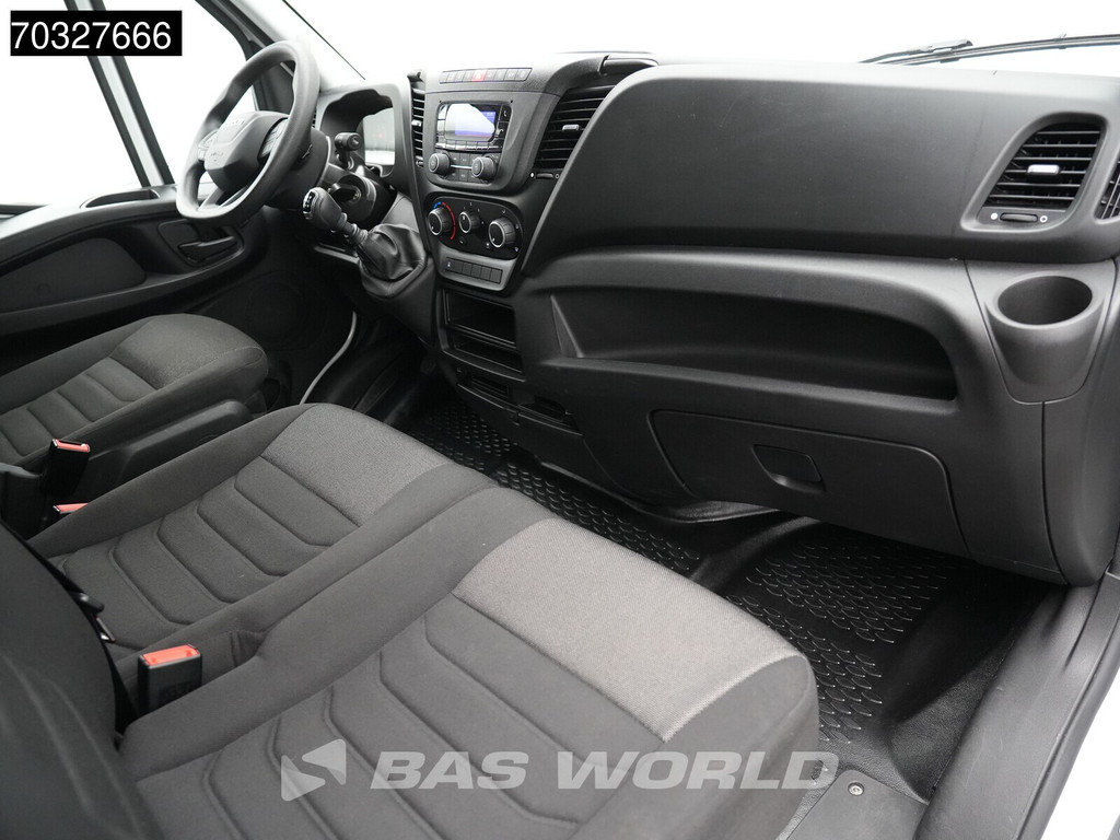 Iveco Daily 35C16 3.0L Laadklep Dubbellucht Bakwagen Airco Cruise Euro6 Meubelbak Koffer Airco Cruise control 16