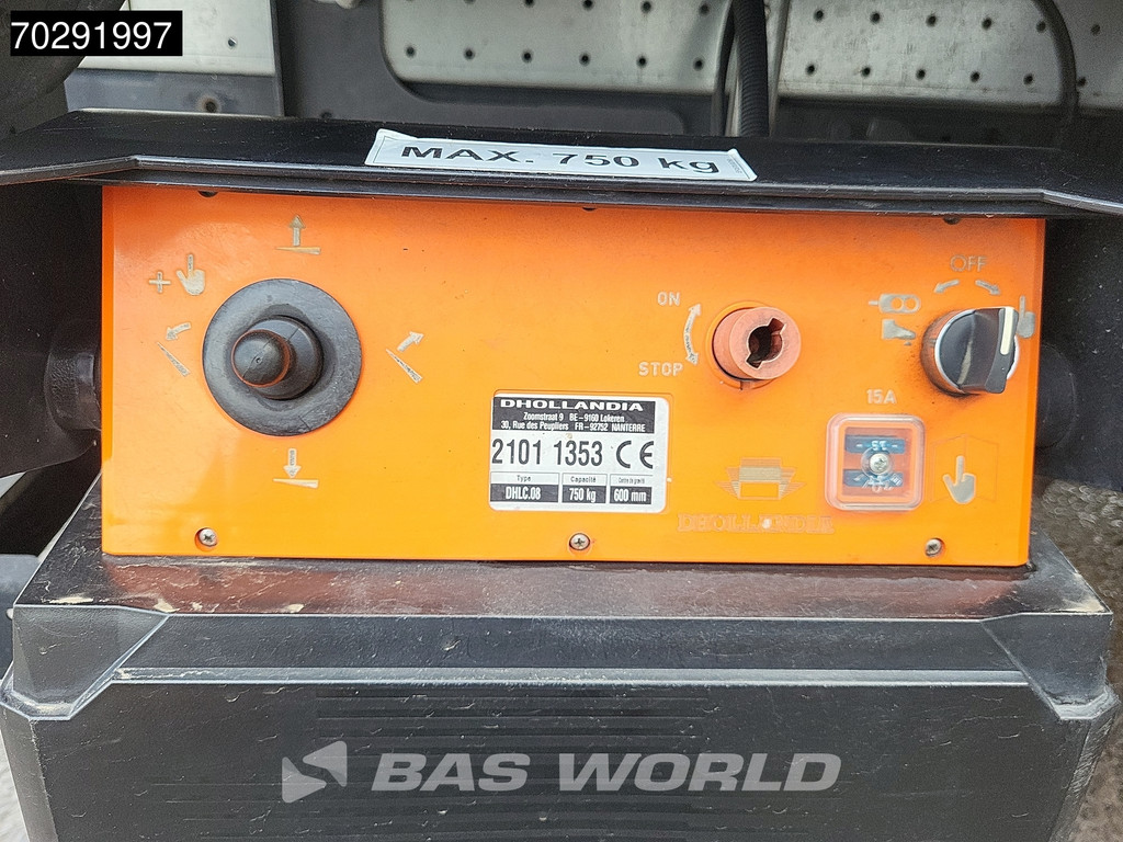 Iveco Daily 35C16 3.0L Laadklep Zijdeur Bakwagen 160PK Airco Cruise Camera DHollandia Euro6 Meubelbak Koffer 20m3 Airco Cruise control 19