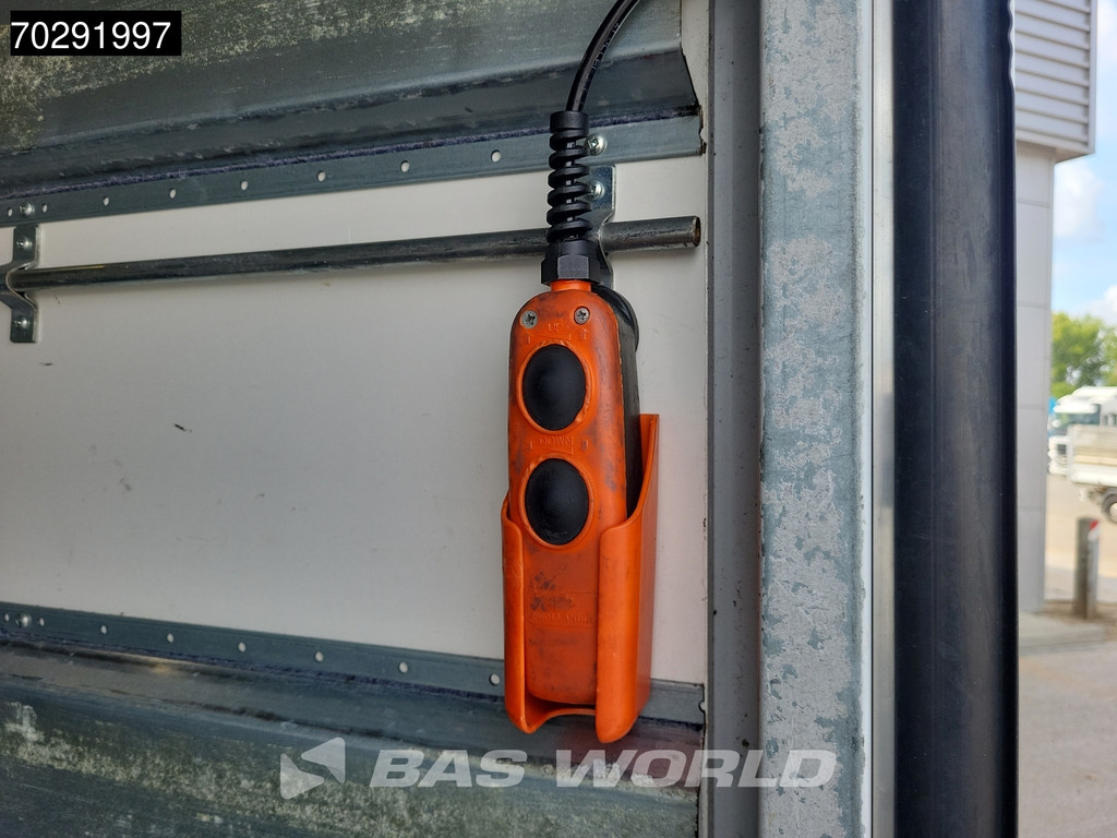 Iveco Daily 35C16 3.0L Laadklep Zijdeur Bakwagen 160PK Airco Cruise Camera DHollandia Euro6 Meubelbak Koffer 20m3 Airco Cruise control 8