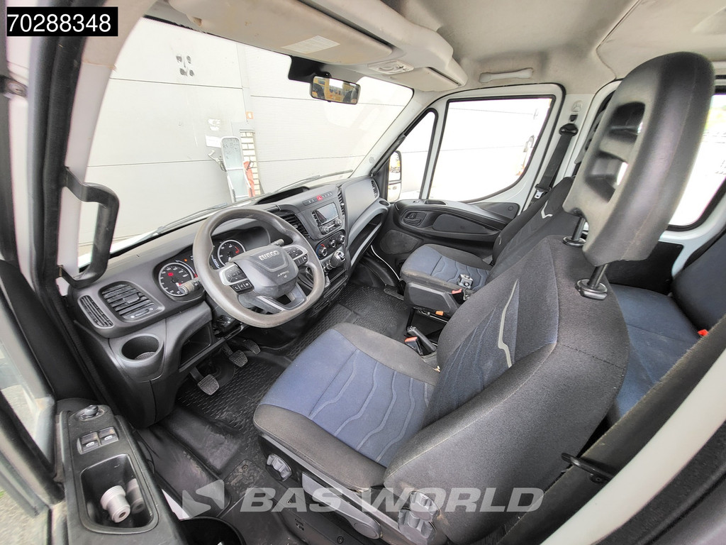 Iveco Daily 35C16 3.0L Open Laadbak met Kist Dubbel Cabine Dubbellucht 3,5t Trekhaak Airco Cruise Euro6 Pritsche Pickup Open Box Airco Trekhaak Cruise control 12