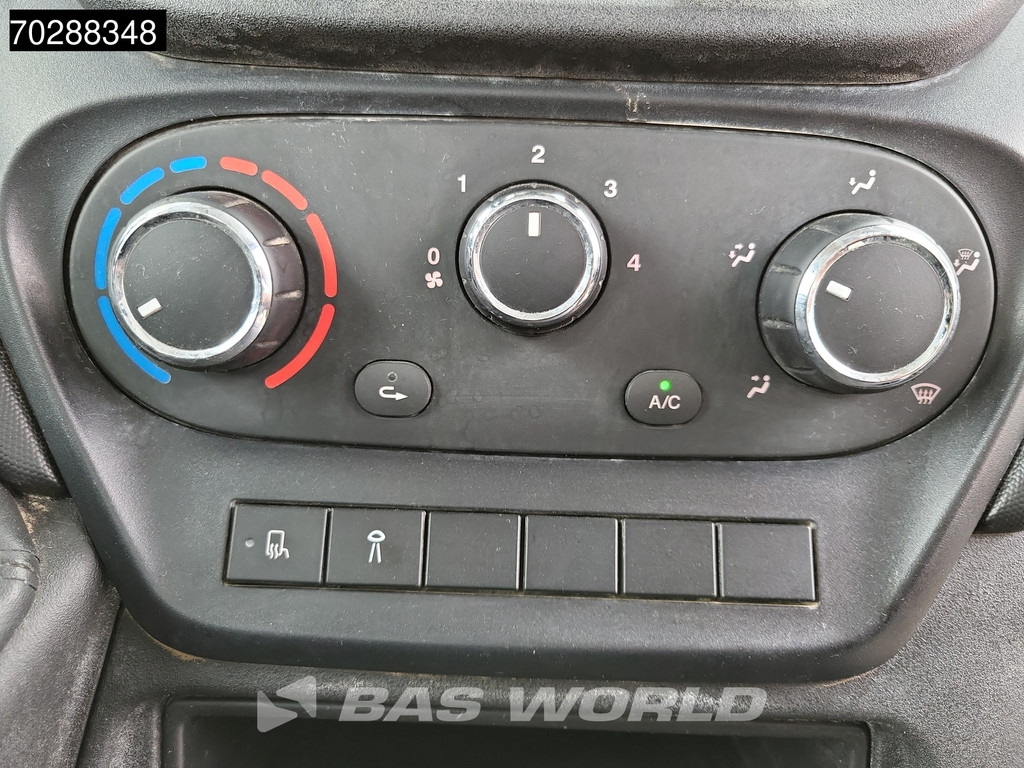 Iveco Daily 35C16 3.0L Open Laadbak met Kist Dubbel Cabine Dubbellucht 3,5t Trekhaak Airco Cruise Euro6 Pritsche Pickup Open Box Airco Trekhaak Cruise control 17