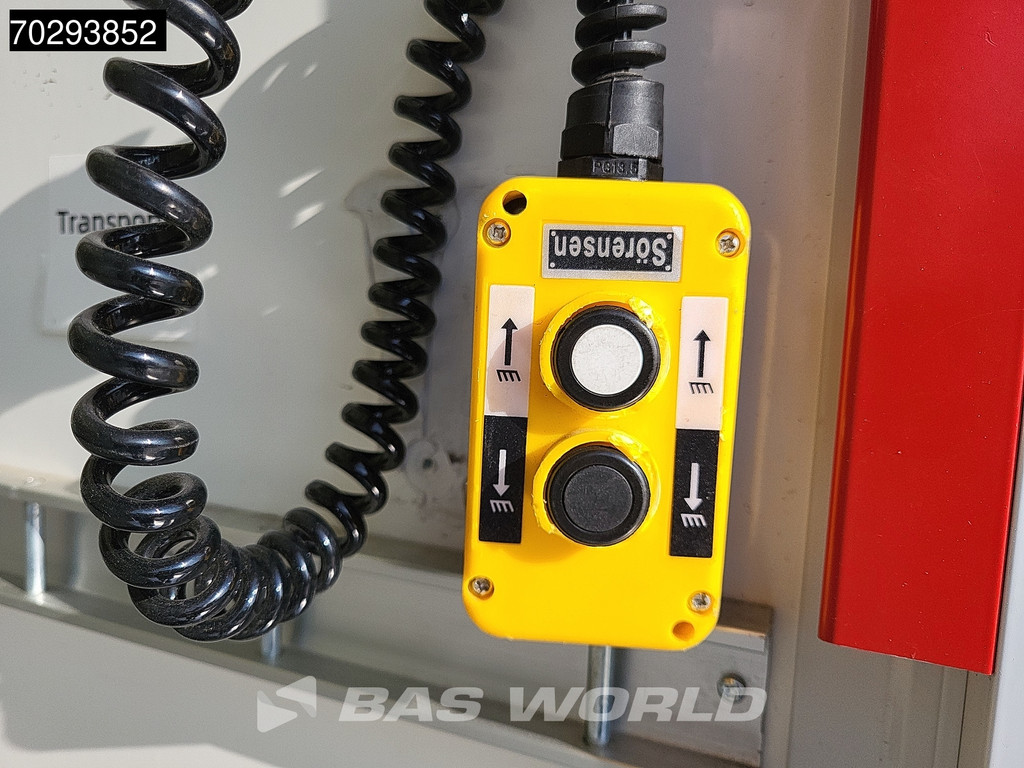 Iveco Daily 35C16 Automaat Laadklep Bakwagen Dubbellucht Airco Camera Meubelbak Koffer 20m3 Airco 21