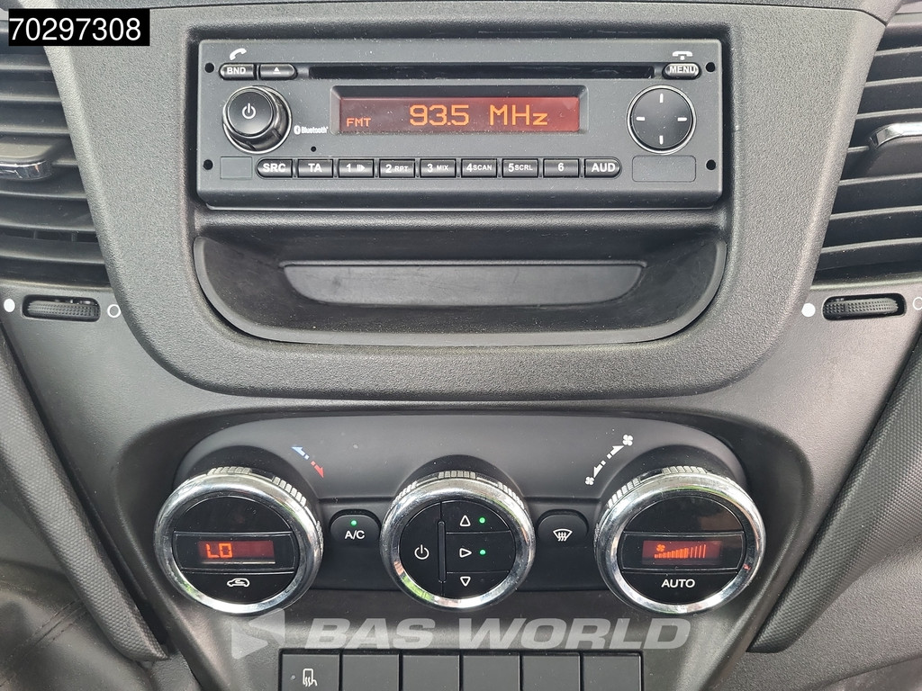 Iveco Daily 35C16 Chassis Cabine 410WB Dubbellucht 160PK Airco Cruise Camera Euro6 Fahrgestell Cruise control 11