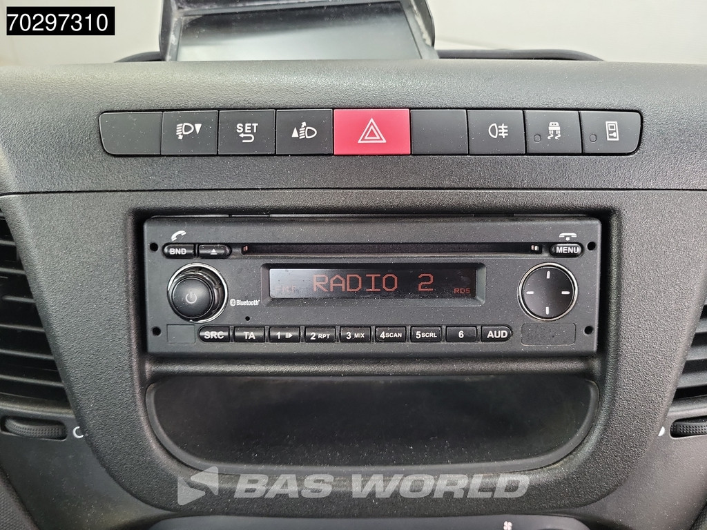 Iveco Daily 35C16 Chassis Cabine 410WB Dubbellucht 160PK Airco Cruise Euro6 Fahrgestell Cruise control 13