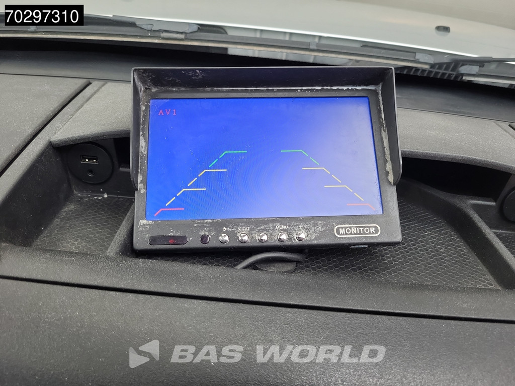 Iveco Daily 35C16 Chassis Cabine 410WB Dubbellucht 160PK Airco Cruise Euro6 Fahrgestell Cruise control 14