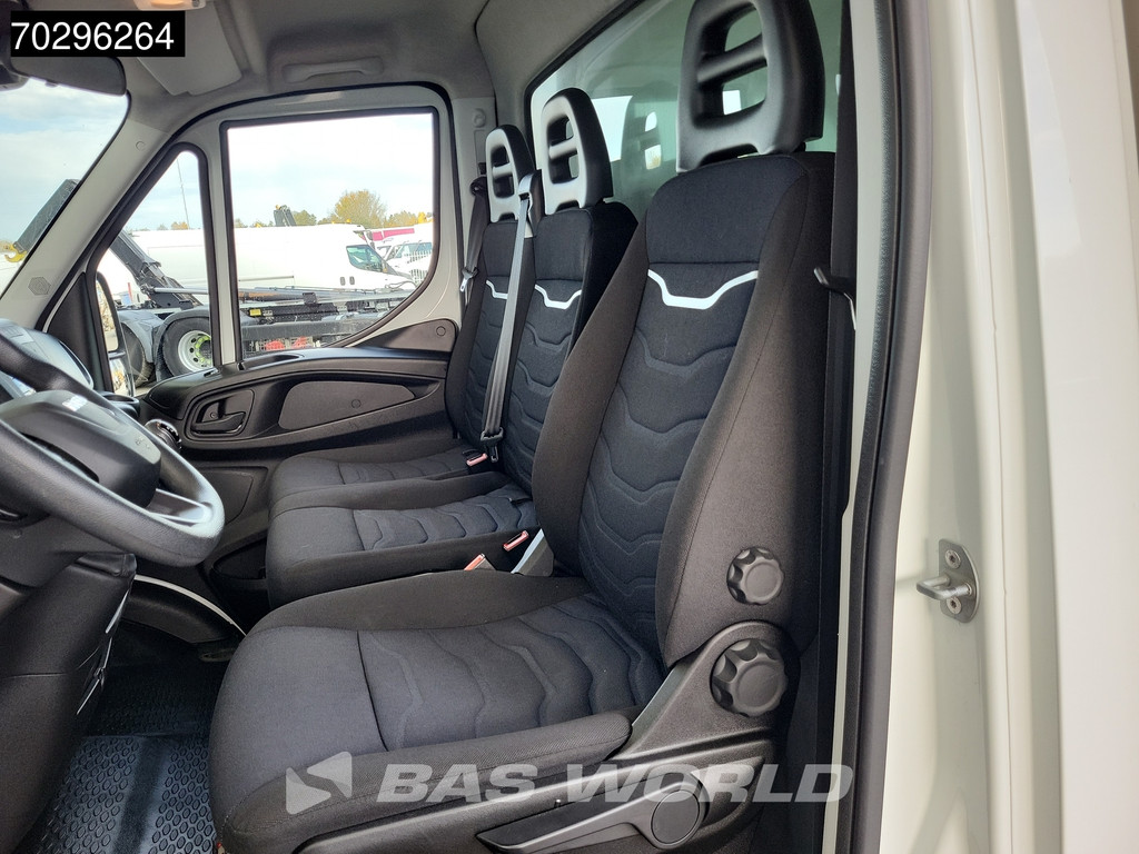 Iveco Daily 35C16 Laadklep Dubbellucht 160PK Bakwagen Airco Cruise Euro6 Meubelbak Koffer Airco Cruise control 12