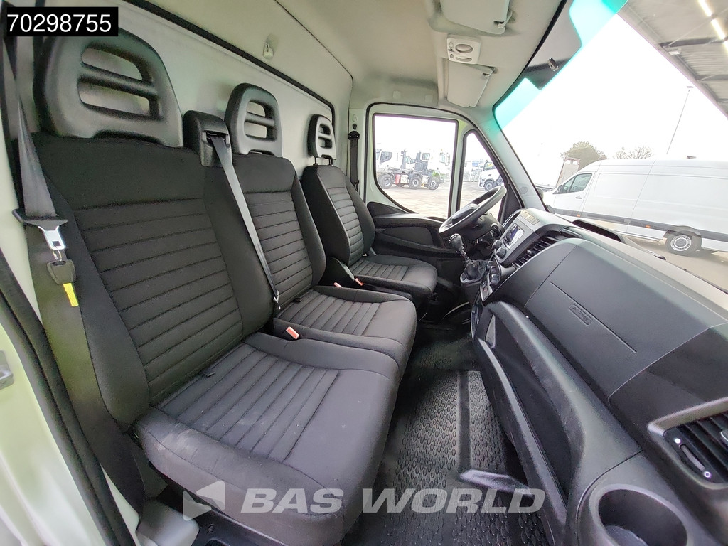 Iveco Daily 35C16 Laadklep Dubbellucht Bakwagen 160PK 3,5t Trekgewicht Airco Euro6 Meubelbak Koffer Airco 10