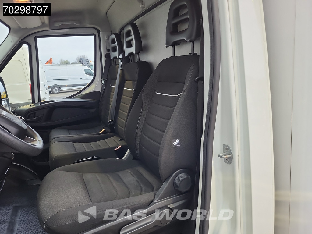 Iveco Daily 35C16 Laadklep Dubbellucht Bakwagen 160PK 3,5t Trekgewicht Airco Euro6 Meubelbak Koffer Airco 11