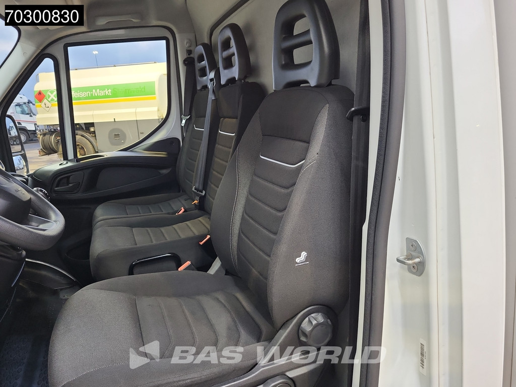 Iveco Daily 35C16 Laadklep Dubbellucht Bakwagen 160PK 3,5t Trekgewicht Airco Euro6 Meubelbak Koffer Airco 12