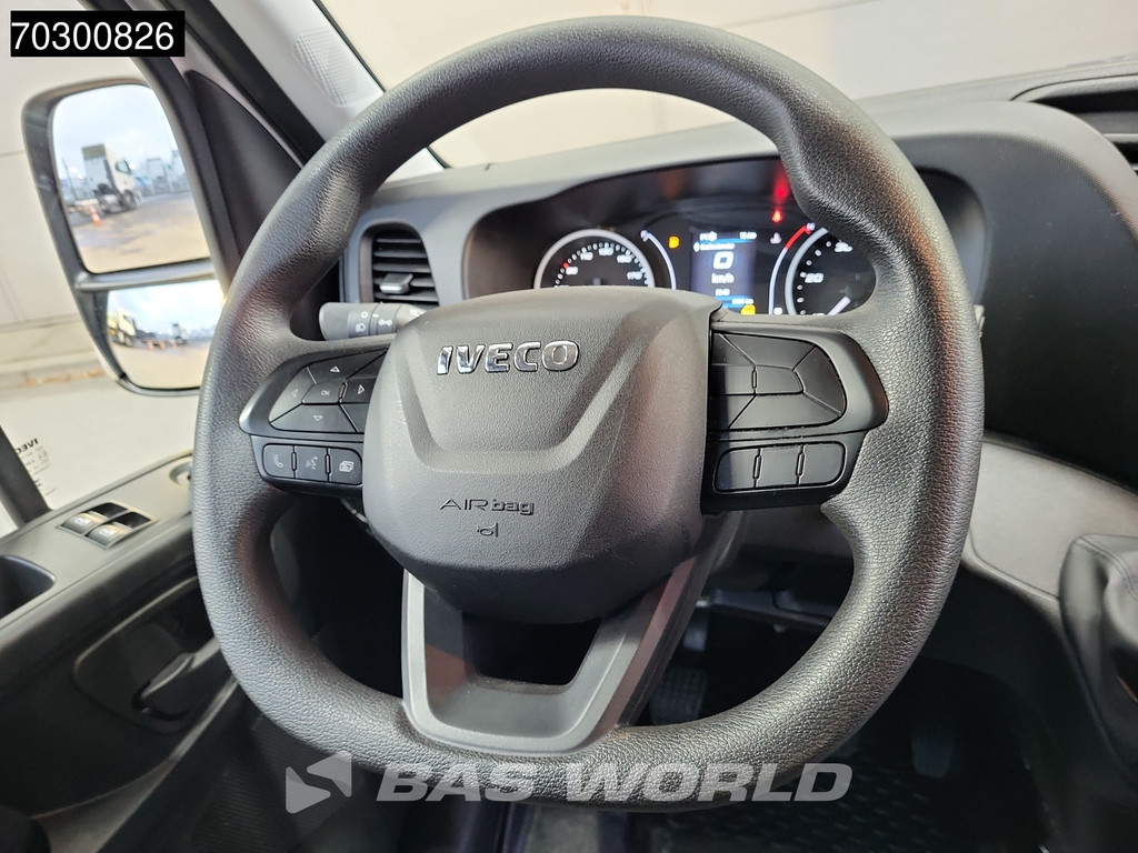 Iveco Daily 35C16 Laadklep Dubbellucht Bakwagen 160PK 3,5t Trekgewicht Airco Euro6 Meubelbak Koffer Airco 16