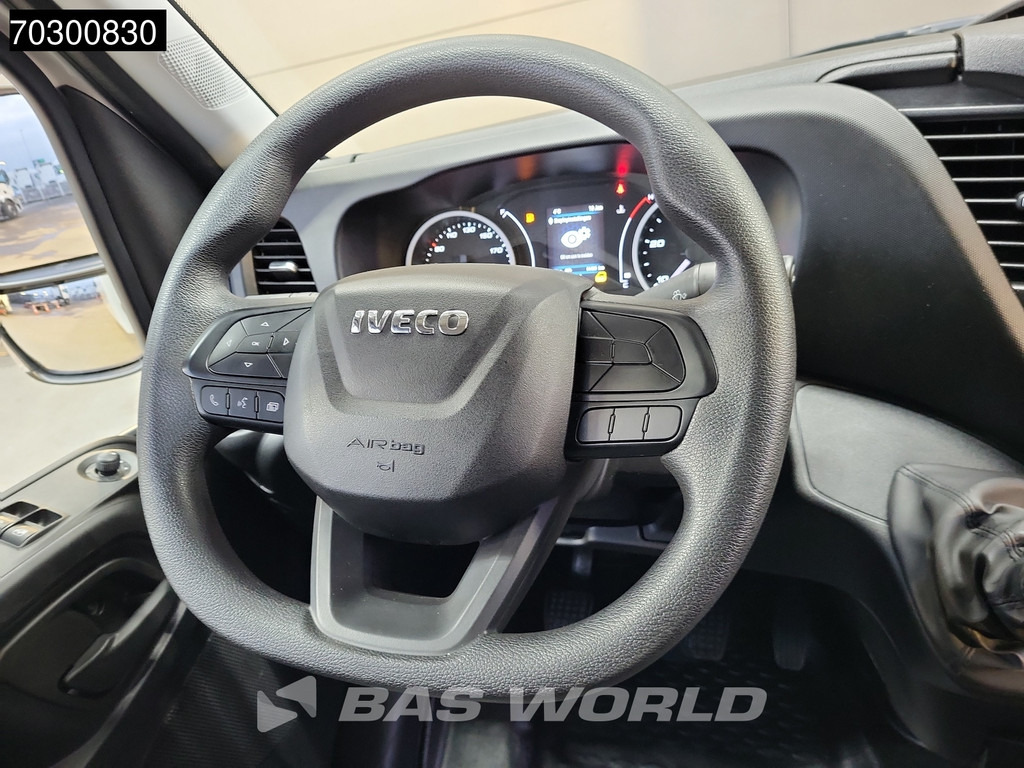 Iveco Daily 35C16 Laadklep Dubbellucht Bakwagen 160PK 3,5t Trekgewicht Airco Euro6 Meubelbak Koffer Airco 17