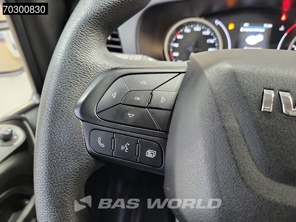 Iveco Daily 35C16 Laadklep Dubbellucht Bakwagen 160PK 3,5t Trekgewicht Airco Euro6 Meubelbak Koffer Airco 18