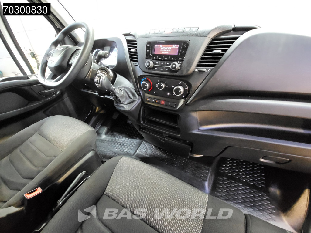 Iveco Daily 35C16 Laadklep Dubbellucht Bakwagen 160PK 3,5t Trekgewicht Airco Euro6 Meubelbak Koffer Airco 9