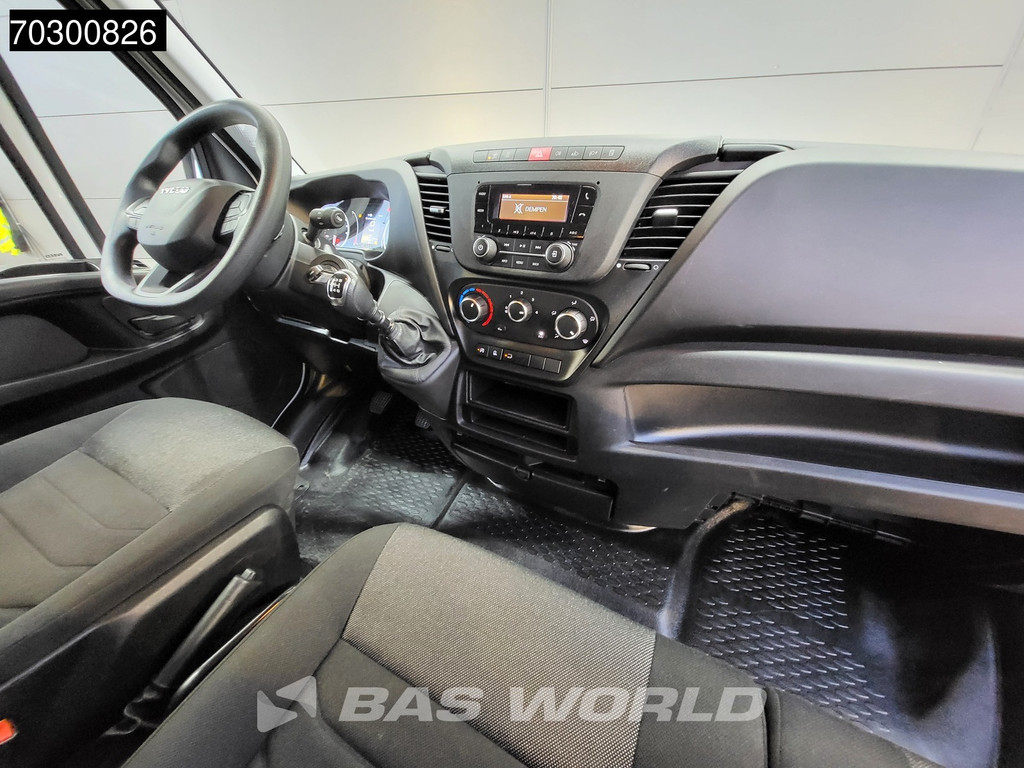 Iveco Daily 35C16 Laadklep Dubbellucht Bakwagen 160PK 3,5t Trekgewicht Airco Euro6 Meubelbak Koffer Airco 9