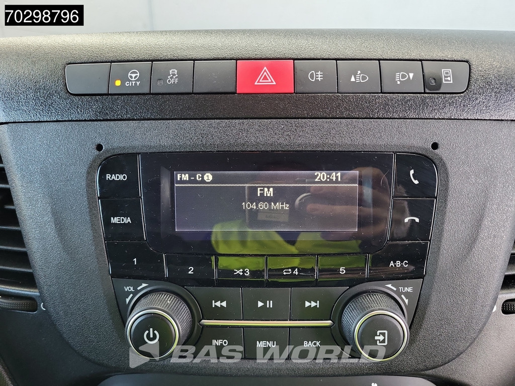 Iveco Daily 35C16 Laadklep Dubbellucht Bakwagen 160PK Airco Euro6 Meubelbak Koffer Airco 12