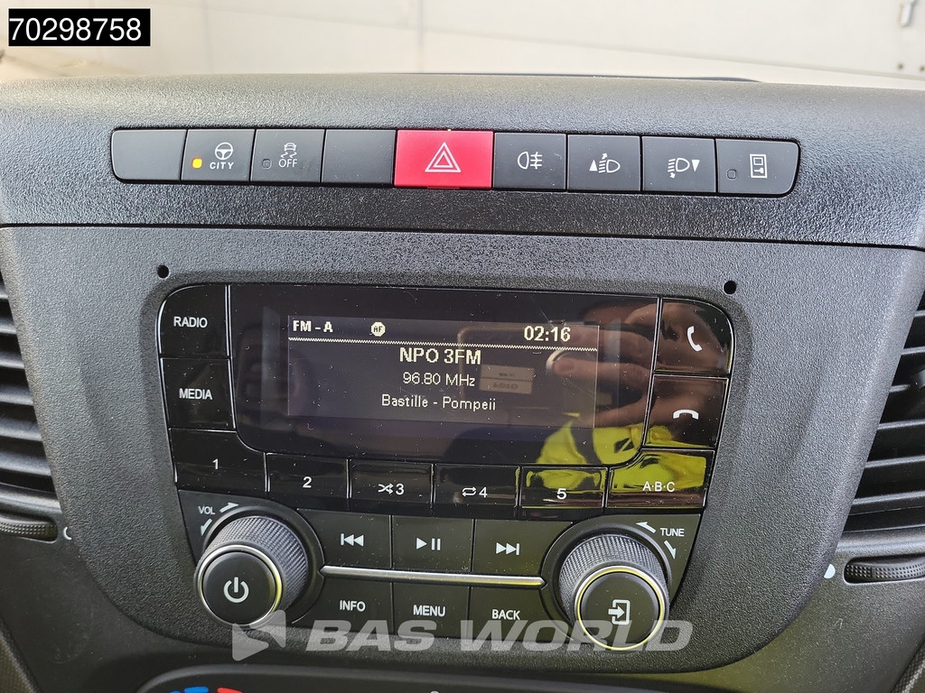 Iveco Daily 35C16 Laadklep Dubbellucht Bakwagen 160PK Airco Euro6 Meubelbak Koffer Airco 12