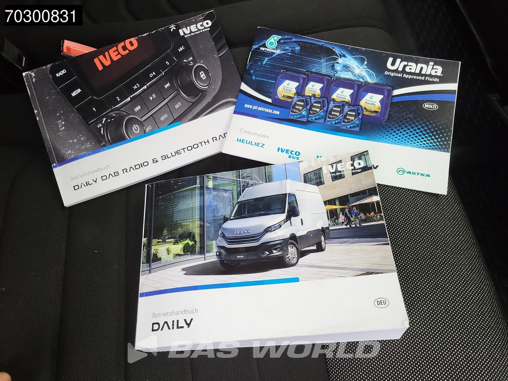 Iveco Daily 35C16 Laadklep Dubbellucht Bakwagen 160PK Airco Euro6 Meubelbak Koffer Airco 16