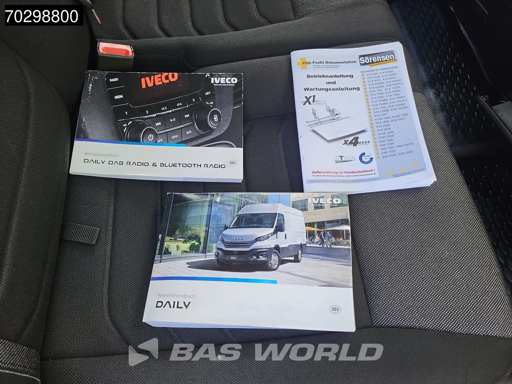 Iveco Daily 35C16 Laadklep Dubbellucht Bakwagen 160PK Airco Euro6 Meubelbak Koffer Airco 17