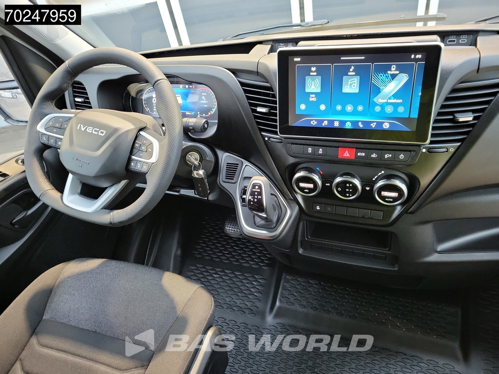 Iveco Daily 35C18 3.0 180PK Nwe model 2025 Dubbel Cabine Open laadbak Navi ACC LED 3,5T Trekvermogen Pritsche Pickup 3m3 Airco Dubbel cabine 7