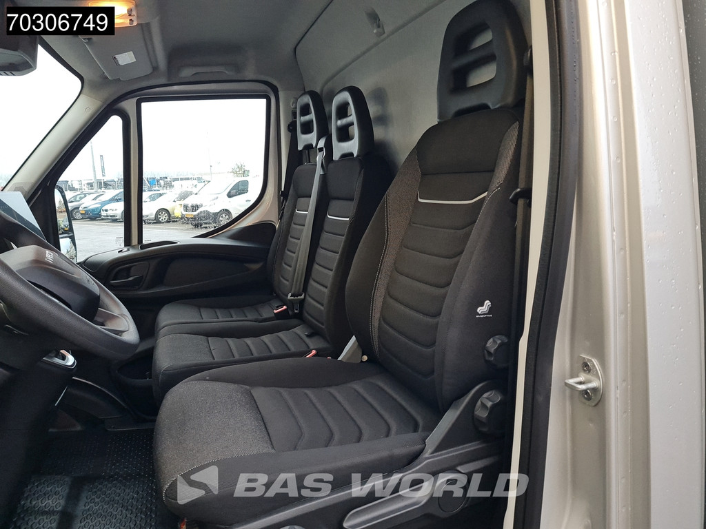 Iveco Daily 35C18 3.0L 1000KG Laadklep Automaat Zijdeur Dubbellucht 2025-Model 180PK Navi Airco Cruise DHollandia Euro6 Meubelbak Koffer Airco 14