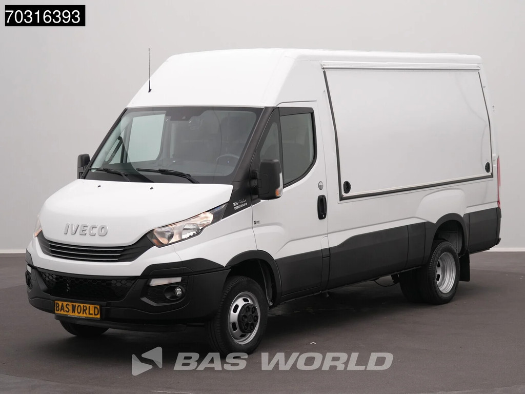 Iveco Daily 35C18 3.0L Automaat Foodtruck L2H2 3,5t Trekhaak Airco Cruise Camera Euro6 L2 Verkoopwagen Marktwagen Airco Trekhaak Cruise control 2