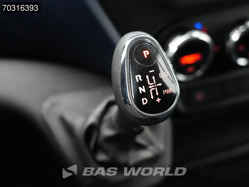 Iveco Daily 35C18 3.0L Automaat Foodtruck L2H2 3,5t Trekhaak Airco Cruise Camera Euro6 L2 Verkoopwagen Marktwagen Airco Trekhaak Cruise control 21