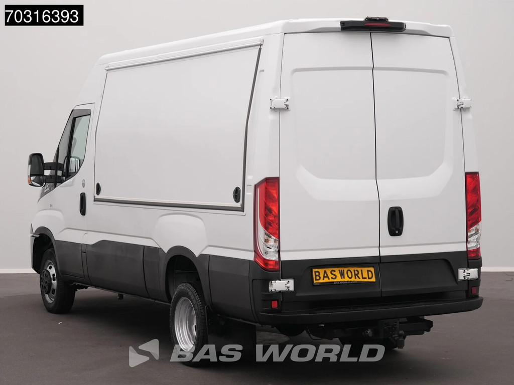Iveco Daily 35C18 3.0L Automaat Foodtruck L2H2 3,5t Trekhaak Airco Cruise Camera Euro6 L2 Verkoopwagen Marktwagen Airco Trekhaak Cruise control 3