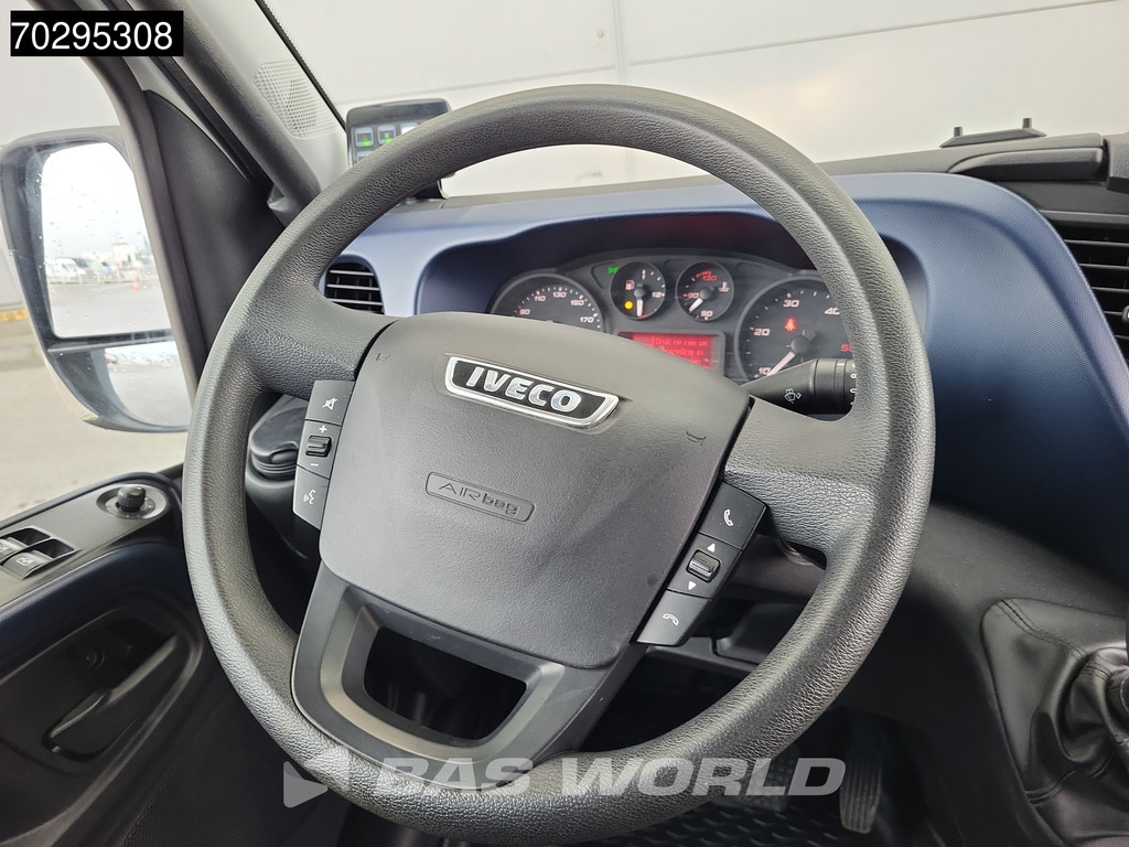 Iveco Daily 35C18 3.0L Automaat Kipper Dubbellucht 3,5t Trekhaak 180PK Airco Cruise Euro6 Kieper Tipper Benne 2m3 Airco Trekhaak Cruise control 18
