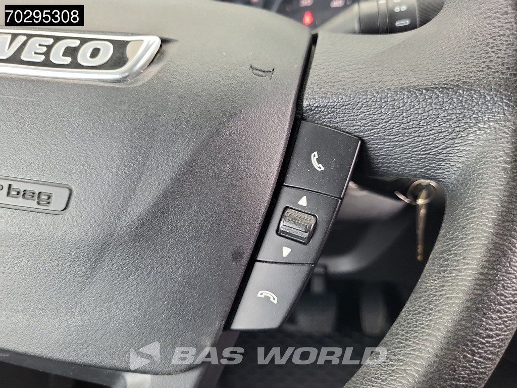 Iveco Daily 35C18 3.0L Automaat Kipper Dubbellucht 3,5t Trekhaak 180PK Airco Cruise Euro6 Kieper Tipper Benne 2m3 Airco Trekhaak Cruise control 21