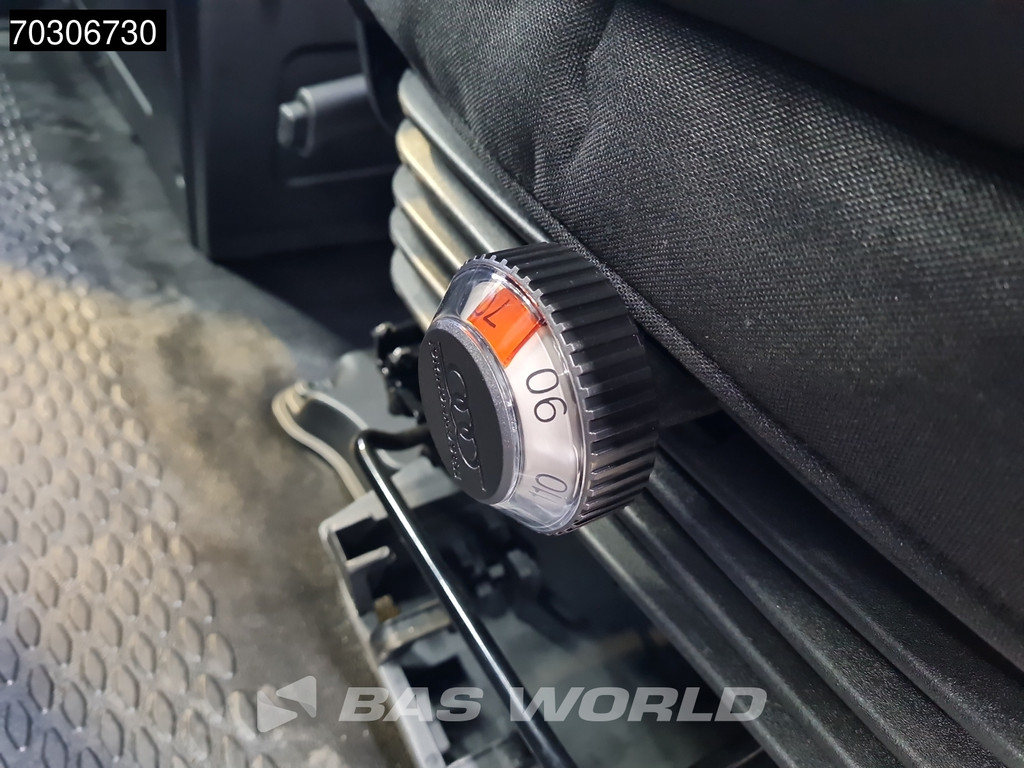 Iveco Daily 35C18 3.0L Automaat Luchtvering 410WB Chassis Cabine LED Navi Airco Cruise Euro6 Chassis Fahrgestell Airco Cruise control 21