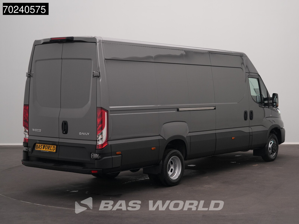 Iveco Daily 35C18 BPM VRIJ! 3.0L Automaat L3H2 180PK Dubbellucht 3,5t Trekgewicht ACC Navi Camera Parkeersensoren 16m3 Euro6 L4H2 16m3 Airco 2