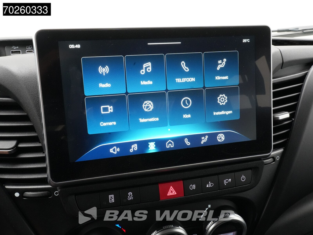 Iveco Daily 35C21 3-Zijdige Kipper Dubbel Cabine 210PK 3.0L Dubbellucht 3,5t Trekhaak ACC Airco LED Camera CarPlay Euro6 Tipper Benne Kieper Dreiseitenkipper 2m3 Airco 18