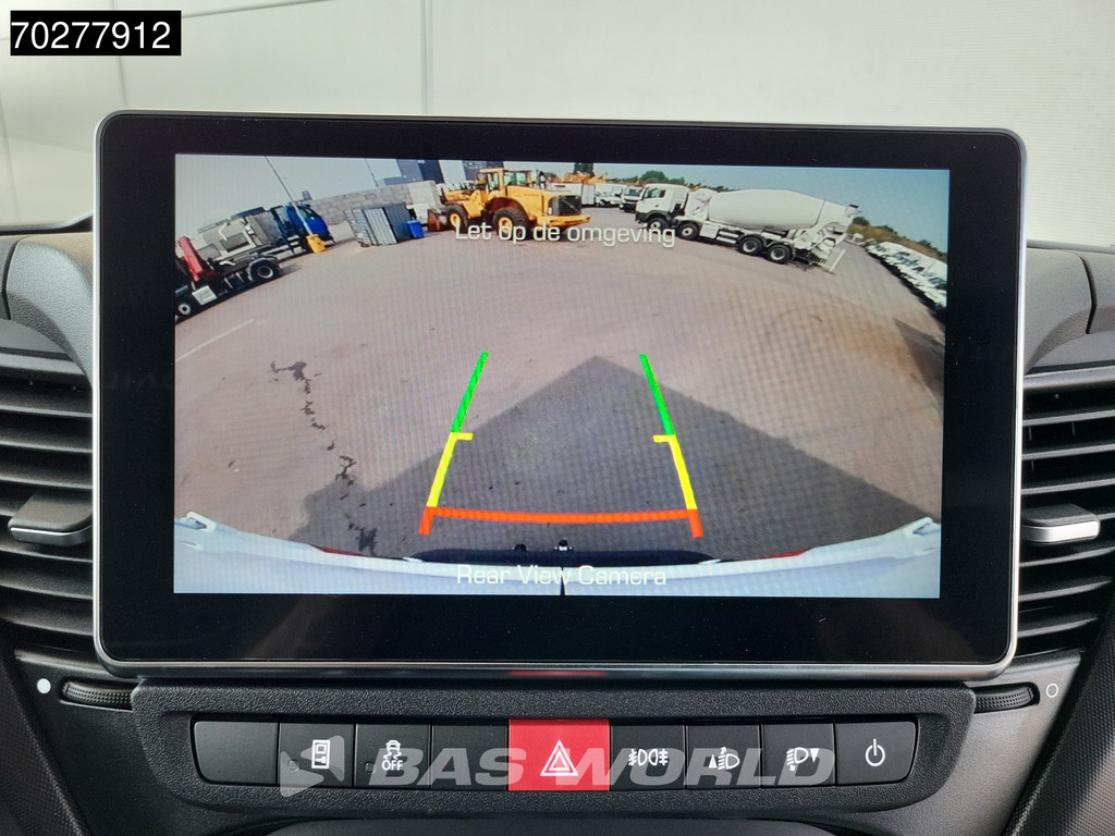 Iveco Daily 35C21 3.0L 210PK Automaat L2H2 Dubbellucht 3.5t Trekhaak LED ACC Navi Airco Camera Parkeersensoren Euro6 L2H2 12m3 Airco Trekhaak 17