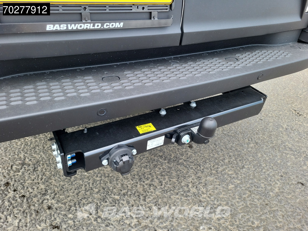 Iveco Daily 35C21 3.0L 210PK Automaat L2H2 Dubbellucht 3.5t Trekhaak LED ACC Navi Airco Camera Parkeersensoren Euro6 L2H2 12m3 Airco Trekhaak 9