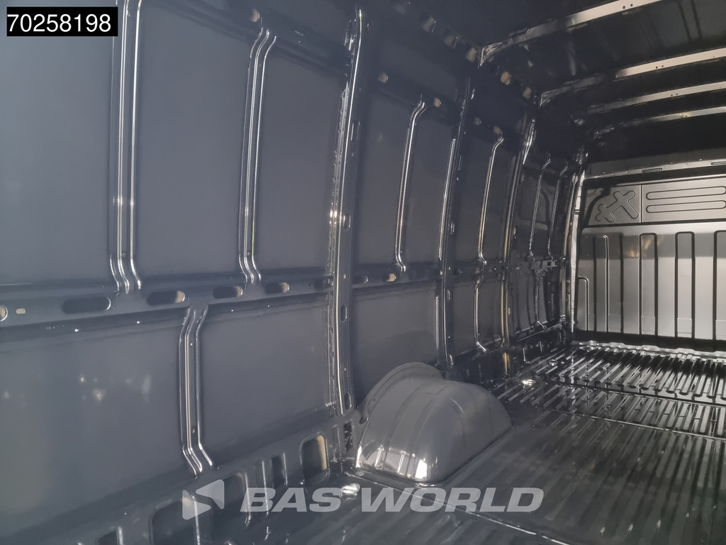 Iveco Daily 35C21 3.0L Automaat 16m3 L3H2 LED ACC CarPlay Camera L4H2 16m3 Airco 18