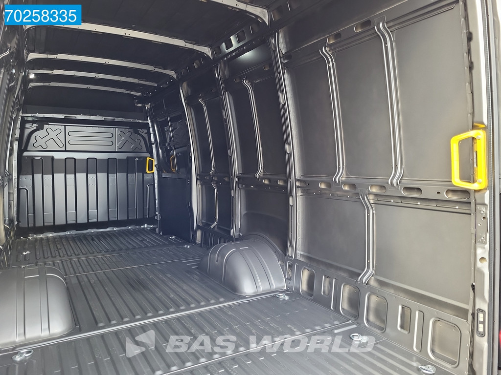 Iveco Daily 35C21 3.0L Automaat 16m3 L4H2 LED ACC CarPlay Camera L3H2 16m3 Airco 18