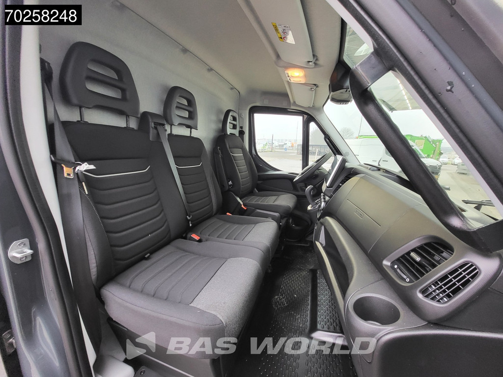 Iveco Daily 35C21 3.0L Automaat 2025 model L2H2 Dubbellucht 3,5t Trekvermogen ACC LED CarPlay Camera 12m3 Airco 13