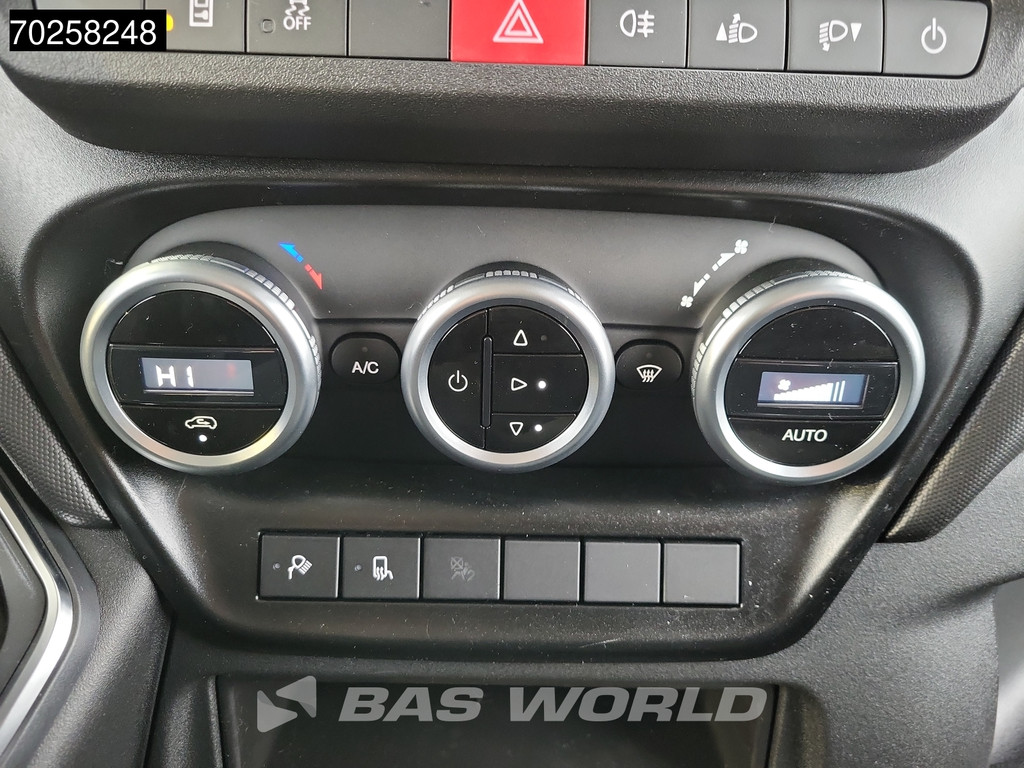 Iveco Daily 35C21 3.0L Automaat 2025 model L2H2 Dubbellucht 3,5t Trekvermogen ACC LED CarPlay Camera 12m3 Airco 15