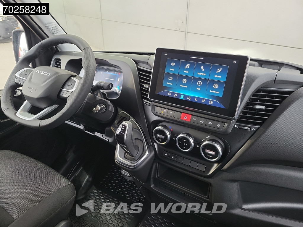 Iveco Daily 35C21 3.0L Automaat 2025 model L2H2 Dubbellucht 3,5t Trekvermogen ACC LED CarPlay Camera 12m3 Airco 9