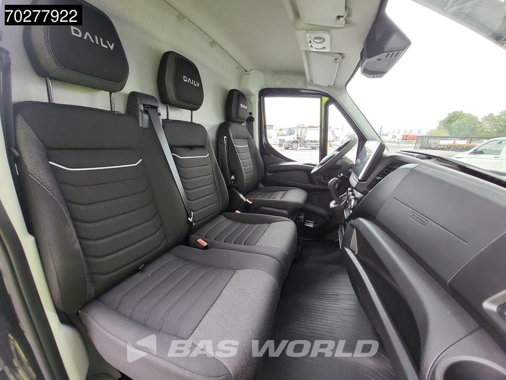 Iveco Daily 35C21 3.0L Automaat 210PK 3,5t Trekhaak L2H1 LED ACC Navi Airco Camera Parkeersensoren Euro6 L2 Airco Trekhaak 12