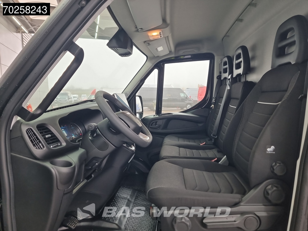 Iveco Daily 35C21 3.0L Automaat 210PK L2H2 2025-Model Dubbellucht 3,5t Trekvermogen ACC LED CarPlay Camera Parkeersensoren Euro6 L2 12m3 Airco 18