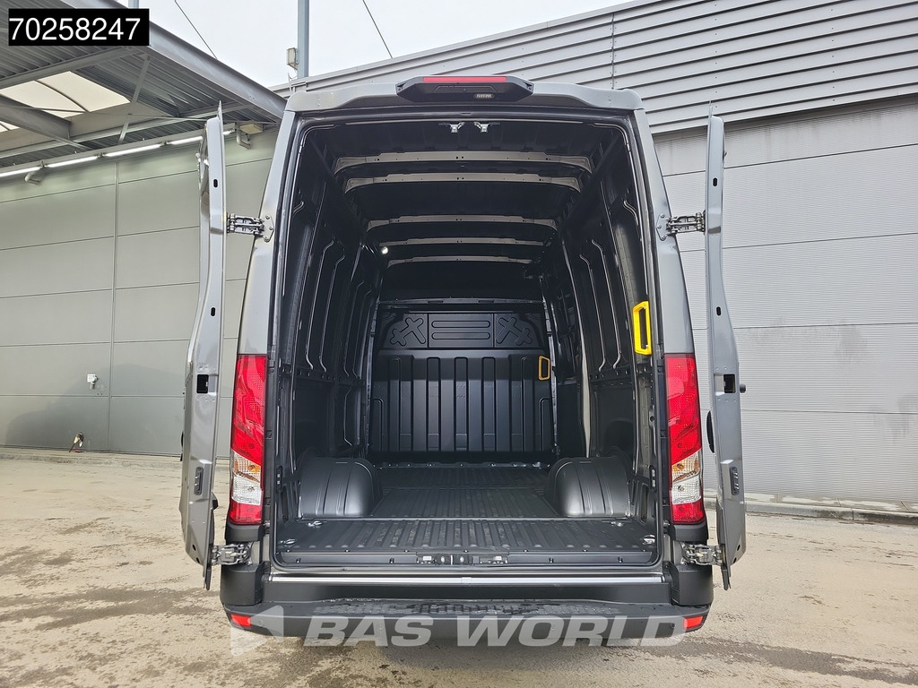 Iveco Daily 35C21 3.0L Automaat 210PK L2H2 2025-Model Dubbellucht 3,5t Trekvermogen ACC LED CarPlay Camera Parkeersensoren Euro6 L2 12m3 Airco 7