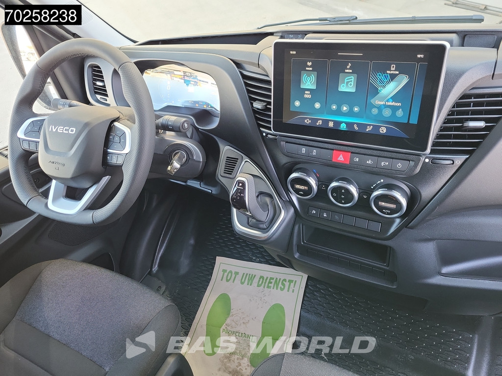 Iveco Daily 35C21 3.0L Automaat 210PK L2H2 Dubbellucht 2025-Model 3,5t Trekhaak ACC LED CarPlay Camera Parkeersensoren Euro6 L2 12m3 Airco 11