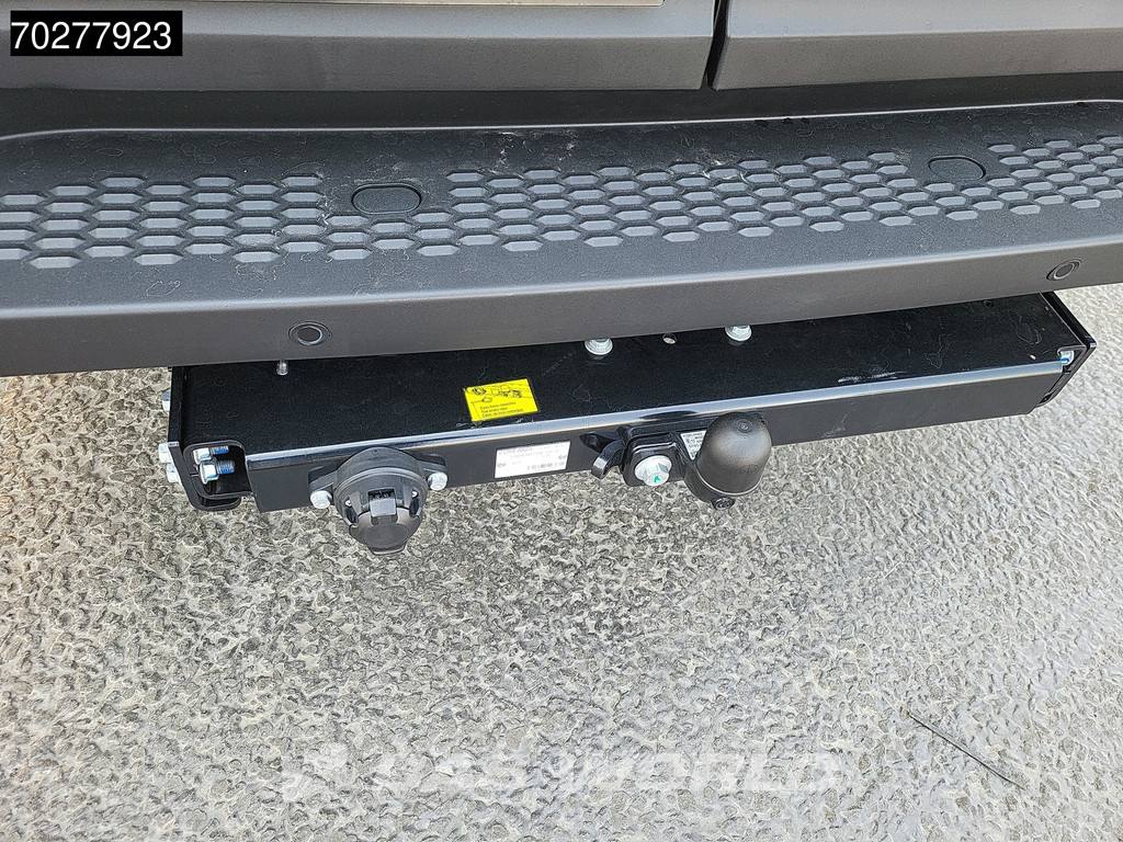 Iveco Daily 35C21 3.0L Automaat 2x Schuifdeur L2H2 210PK 3,5t Trekhaak ACC LED Camera Parkeersensoren Euro6 L2 12m3 Airco Trekhaak 11