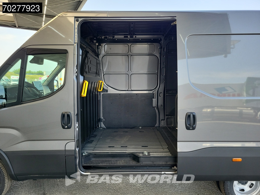 Iveco Daily 35C21 3.0L Automaat 2x Schuifdeur L2H2 210PK 3,5t Trekhaak ACC LED Camera Parkeersensoren Euro6 L2 12m3 Airco Trekhaak 8