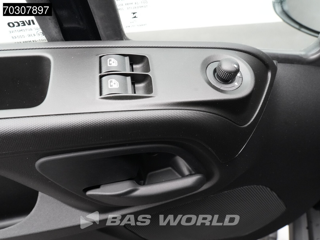 Iveco Daily 35C21 3.0L Automaat Black Edition L4H2 ACC LED Airco Camera Parkeersensoren CarPlay Stoelverwarming 3,5t Trekgewicht Euro6 L3 Airco 16