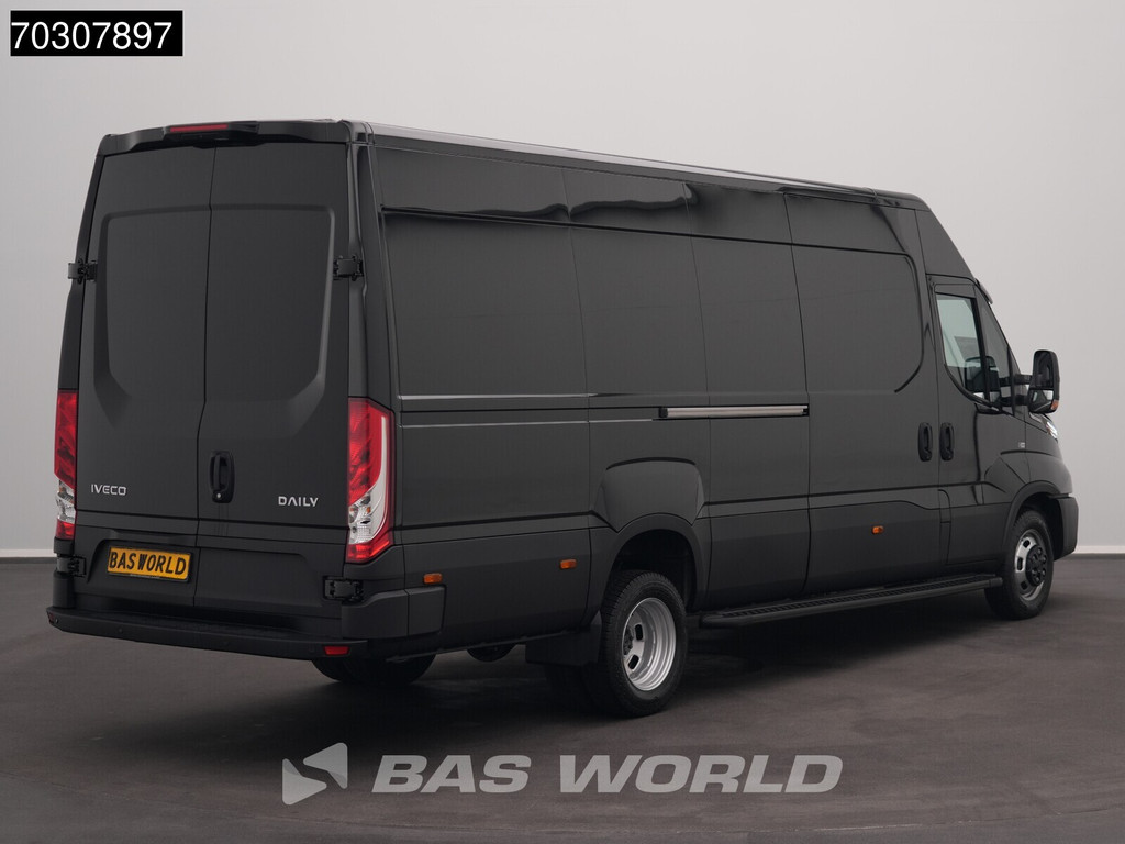 Iveco Daily 35C21 3.0L Automaat Black Edition L4H2 ACC LED Airco Camera Parkeersensoren CarPlay Stoelverwarming 3,5t Trekgewicht Euro6 L3 Airco 2